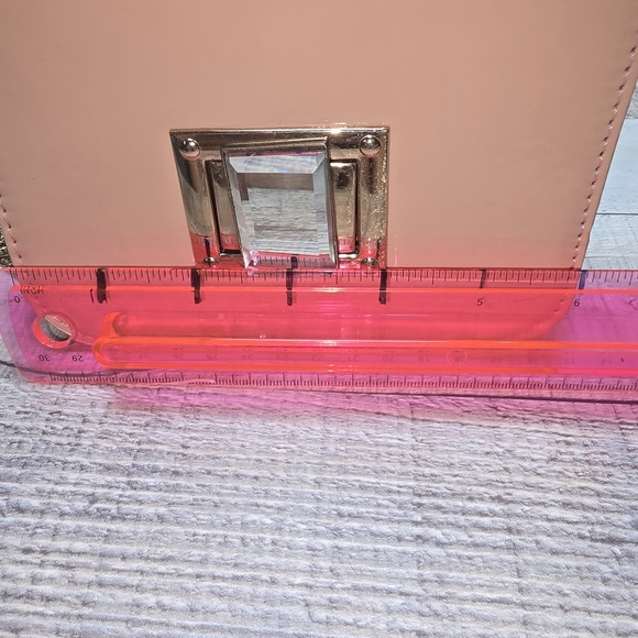 CHARMING CHARLEY PINK PATENT SHINY SMALL BAG RHINESTONE CLASP CLOSURE - Picture 8 of 10